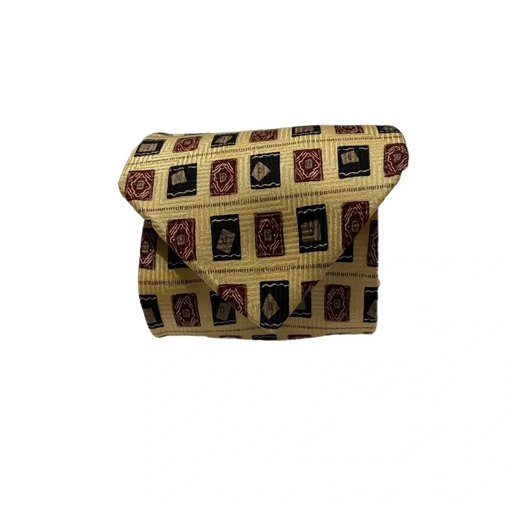 Umberto Bossi Tie Roma Milano Gold Black Red Geo Tip Bar Tac Hand Made 58 x 3.75